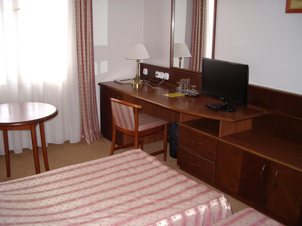 Arany Barany Hotel Zalaegerszeg Room photo